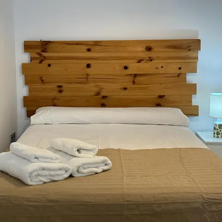 아파트 Loft Tulipanes Amarillos Junto A La Mezquita